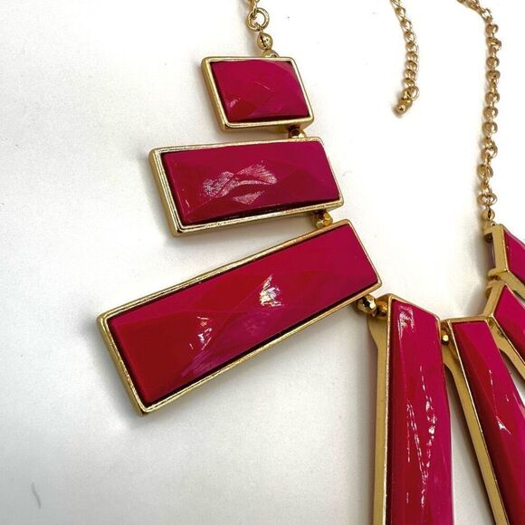 Pink statement necklace - Picture 3 of 7